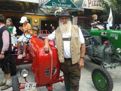 29_Rottenmann_traktor_lederhosen_125